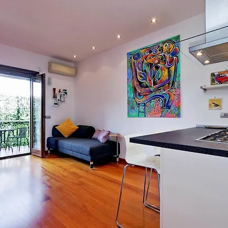 To Host Apartment