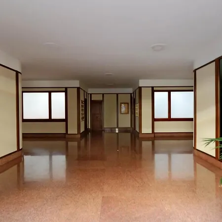 To Host Apartment Rome